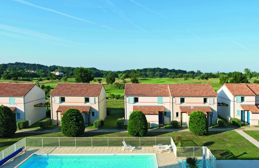 Residence Maeva Le Hameau Du Golf Pornic Exterior foto